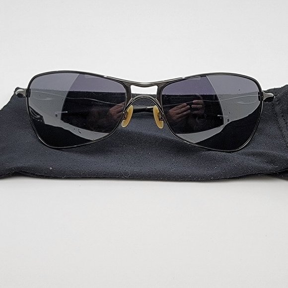 Oakley 05-814 Crosshair Pewter Frame Black Iridium Lens Sunglasses w/ Case - Picture 1 of 16